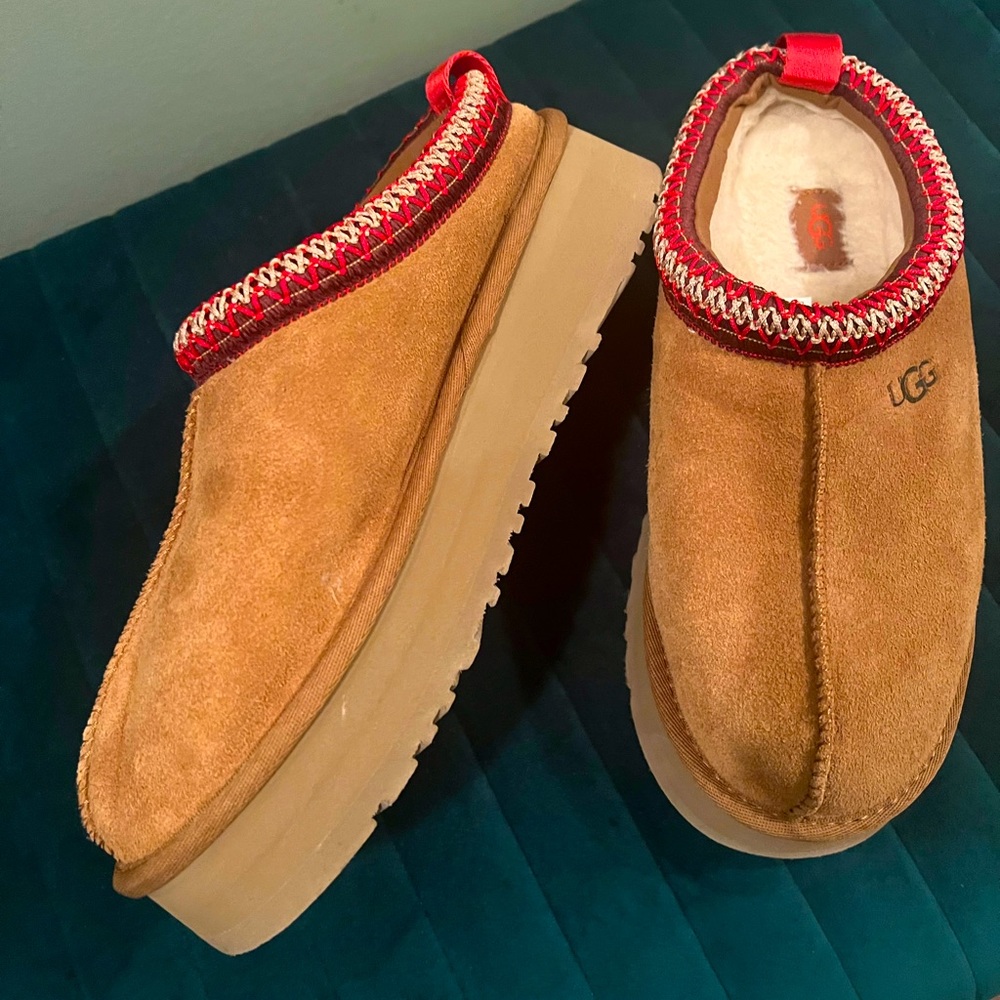 UGG Tan and Red Women's Platform Slippers